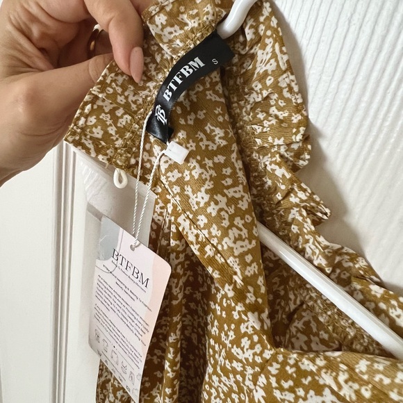 High Neck Ruffle Floral Polkadot Yellow Sundress - Picture 3 of 7